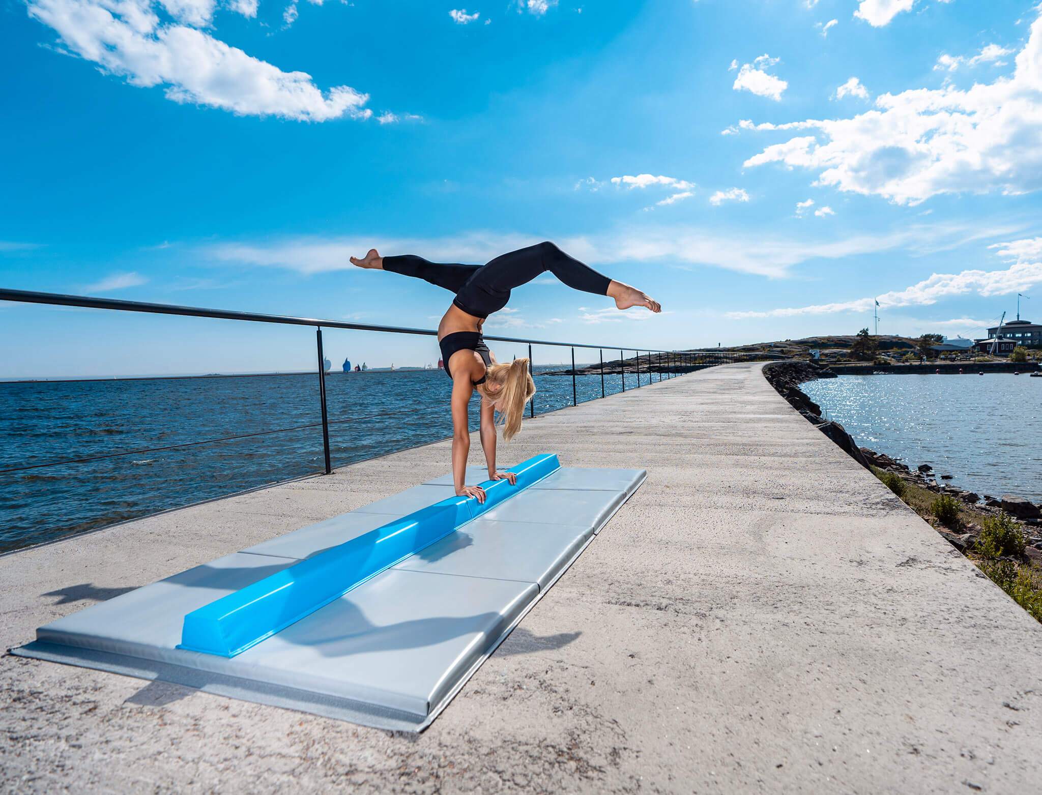 Mat for gymnastics - included in the ACON Gymnastics Set