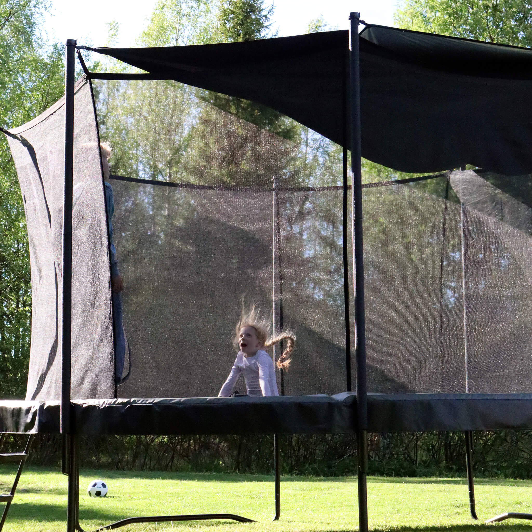 ACON Air Shade for Round Trampolines (4)